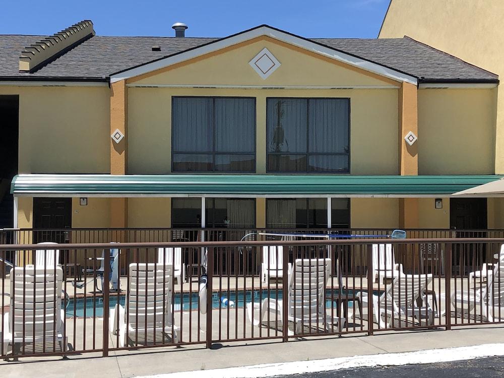 Quality Inn Hillsville Exterior foto